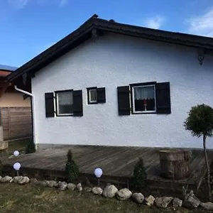 Apartment Evi's Seehäusl, Übersee